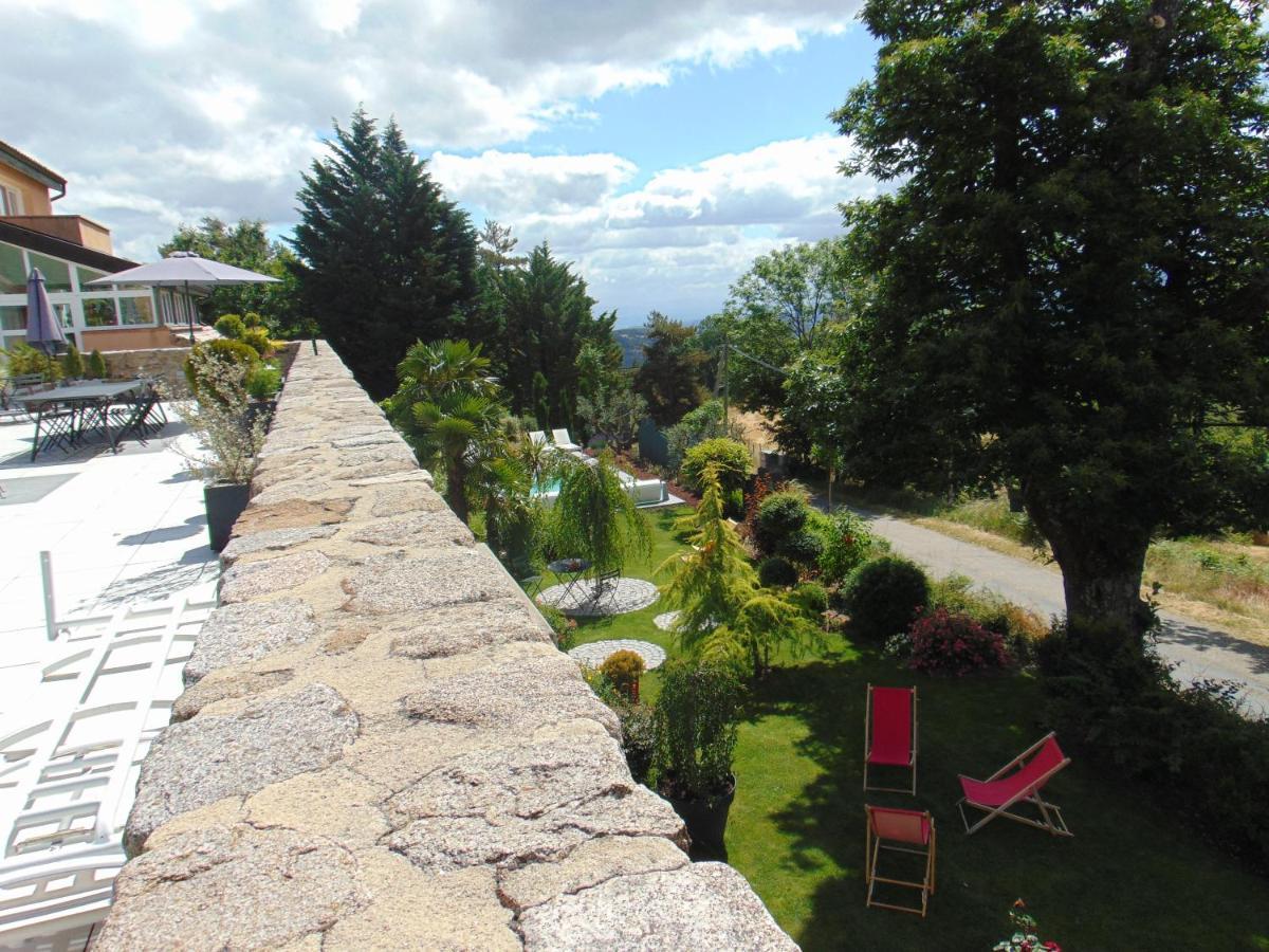 Maison D'Hotes Les Palmiers Gluiras Екстер'єр фото